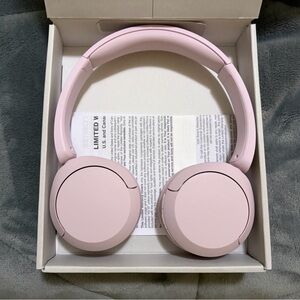 Sony WH-CH520 Wireless Headphones Bluetooth Pink